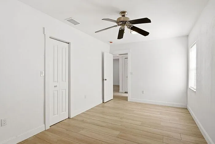 4325 S Coolidge Ave — Photo 13