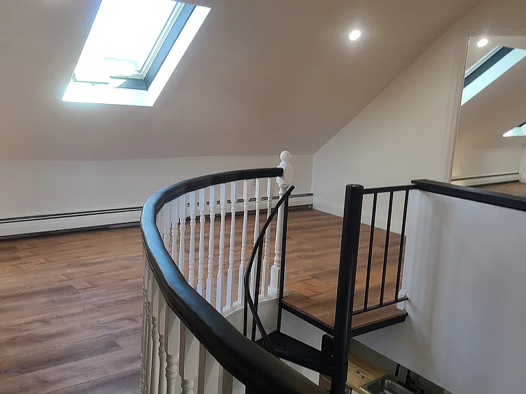 201-203 N 2nd St #6 — Photo 9