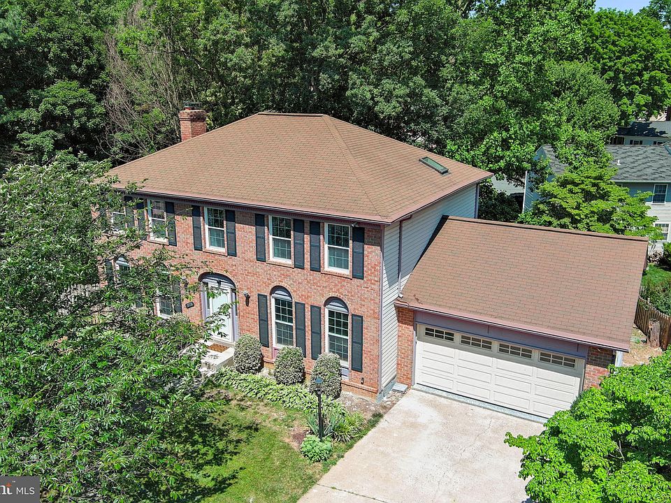 1st image of 15214 Holleyside Dr
