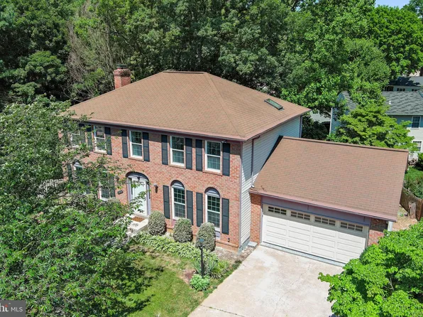15214 Holleyside Dr, Dumfries, VA 22025