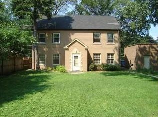 1218 Hartrey Ave, Evanston, IL 60202