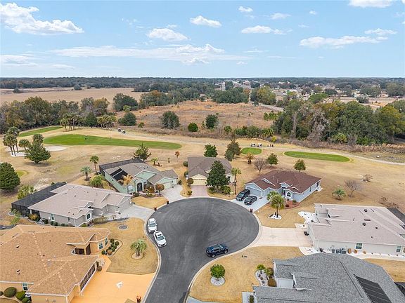 3rd image of 15050 SW 14th Avenue Rd