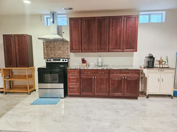 (undisclosed Address), Laurel, MD 20707