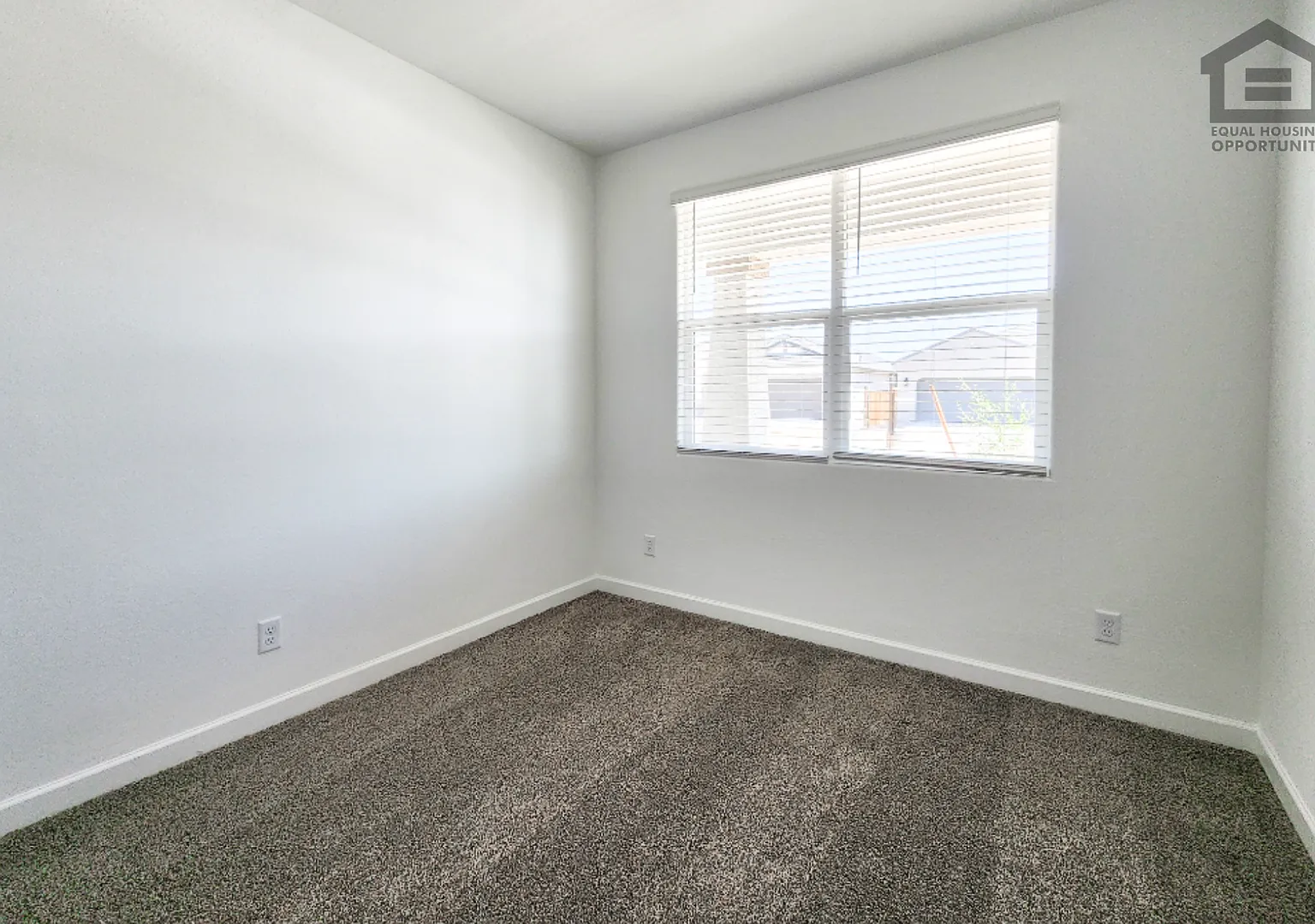 3Bed/2Bath House in Maricopa! Ready for Immediate Move-In! — Photo 4