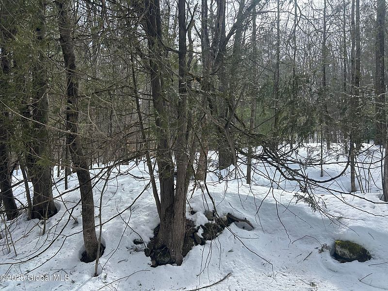 4th image of L26 Hogback Road