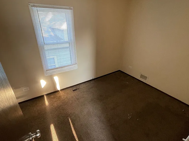 718 Myrtle St — Photo 1