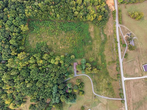 3rd image of 2600 Pumphouse Rd