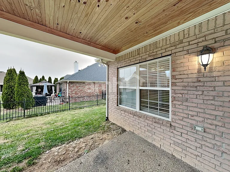 4013 Lilac Ln — Photo 21
