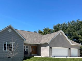 191 Ridge Point Circle, Daniels, WV 25832