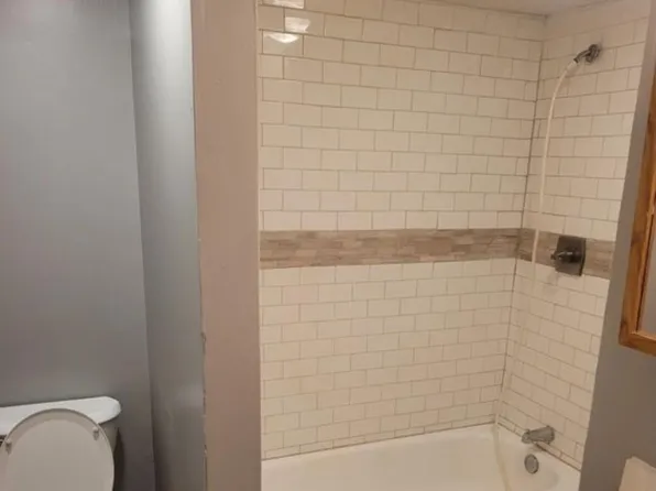 2435 Brown St, Anderson, IN 46016