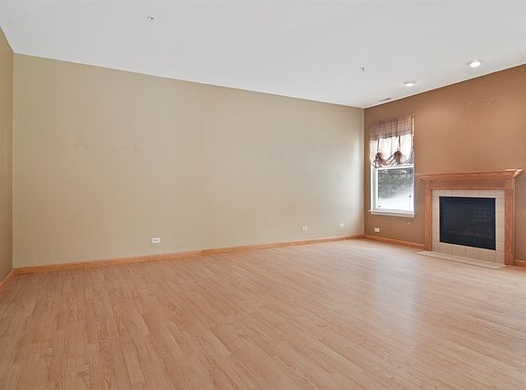 3rd image of 111 Schneider Ct
