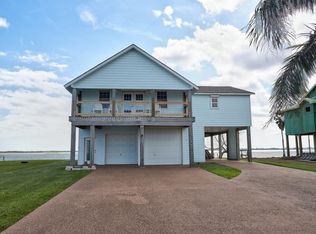 131 Copano Ridge Rd, Rockport, TX 78382