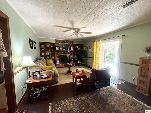 3rd image of 1501 Caddo St