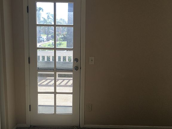 2nd image of 2068 Maywood Cir