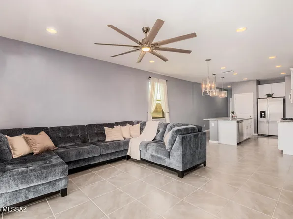 4799 E Greenway Wash Dr, Tucson, AZ 85706