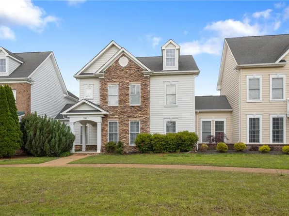 7187 Stokes Dr, Hayes, VA 23072