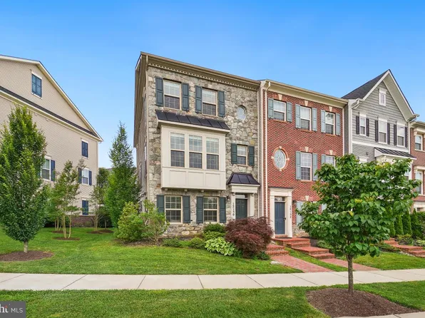 12150 Grey Squirrel St, Clarksburg, MD 20871