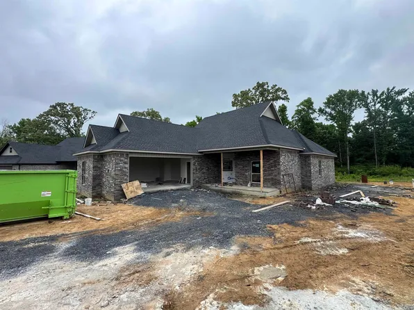 100 Michael Dr, Beebe, AR 72012