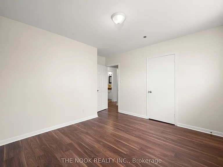 948 Simcoe St N #A — Photo 27
