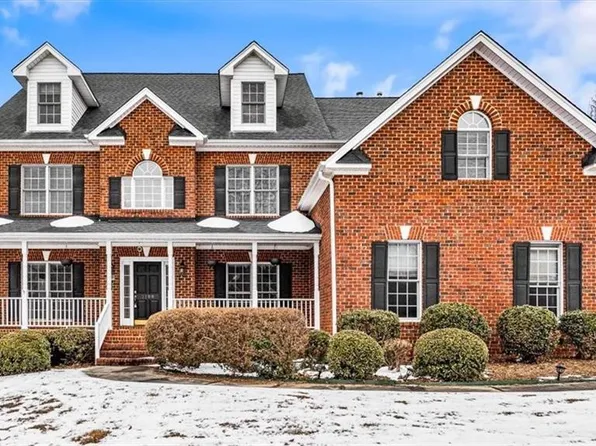 3100 Crosby Ct, Summerfield, NC 27358