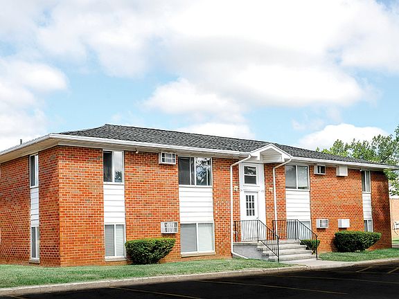 2nd image of 419 Holley St