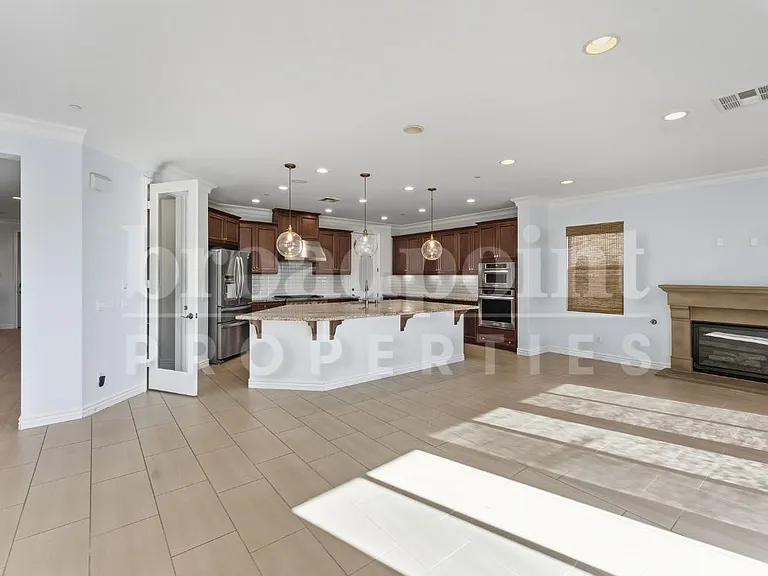 1672 N Las Flores Dr — Photo 8