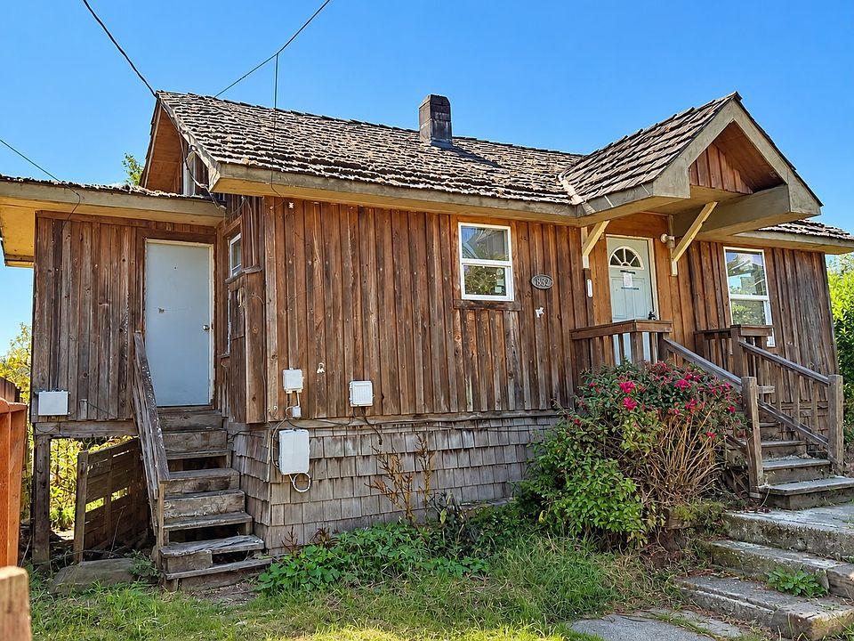 1st image of 832 Doborout St