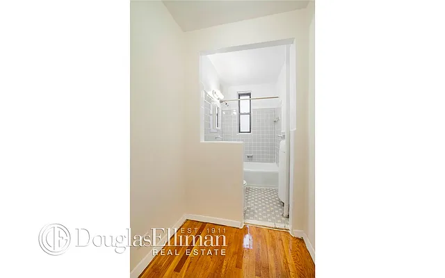 Sold by Douglas Elliman | media 15