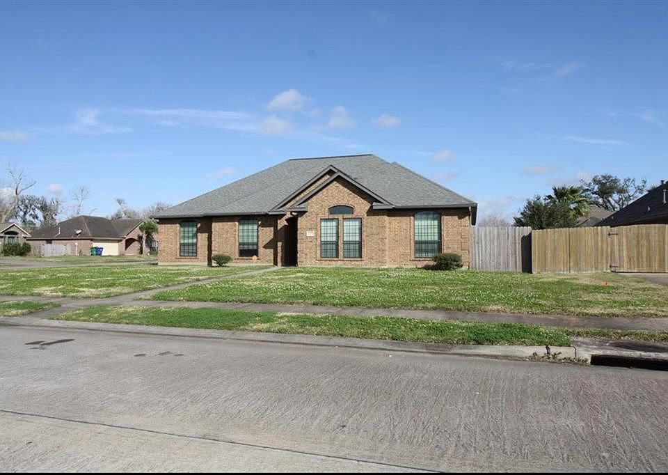 1st image of 101 Gold Finch Ct