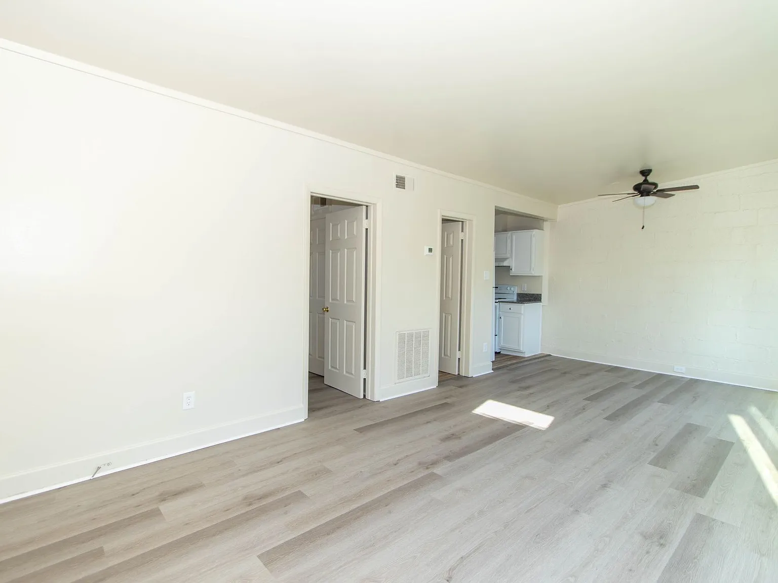 Updated Duplex in the Heart of Newport News — Photo 4