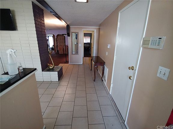 3rd image of 15832 Hartland St
