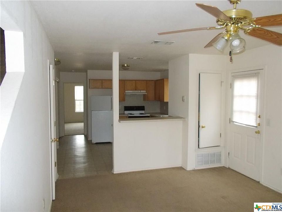2nd image of 4405 Mattie Dr APT D