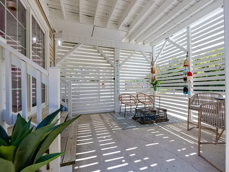300 W Wilkinson St #AA — Photo 7