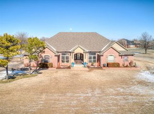 6095 W Blue Cedar Rd, Edmond, OK 73003