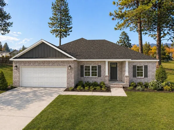 215 Shoal River Dr, Crestview, FL 32539