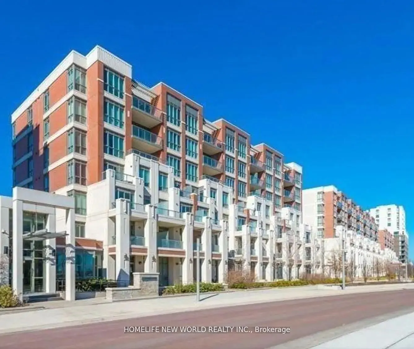 2 bed, $2,800 — Photo 1