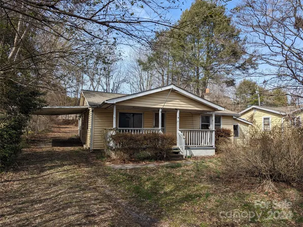 45 Vance Ave, Black Mountain, NC 28711