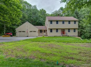 16 Pleasant Valley Rd, Cumberland, ME 04021