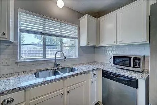 2725 Ridgeview Dr — Photo 12