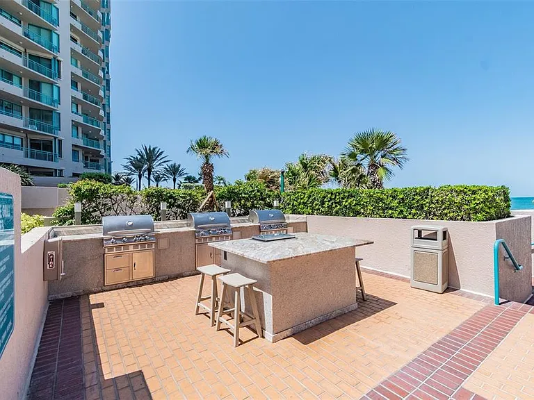 1560 Gulf Blvd #306 — Photo 51