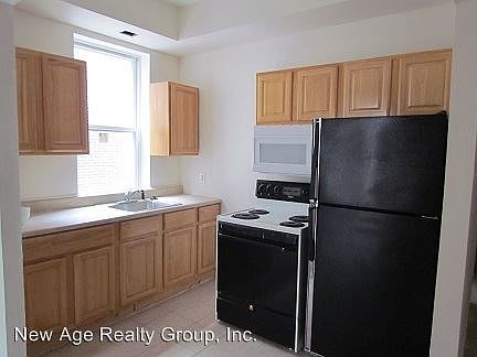 2nd image of 4019 Spring Garden St #3309840