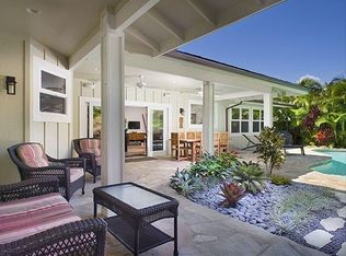 521 Kawailoa Rd, Kailua, HI 96734