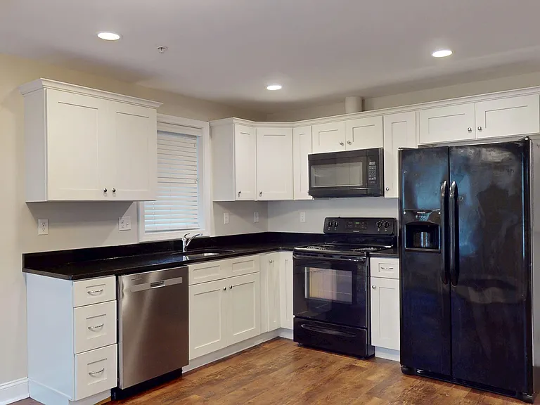 60 Holworthy St #7 — Photo 5