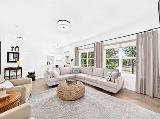 56 W Cranarch Rd SE, Calgary, AB T3M0S8