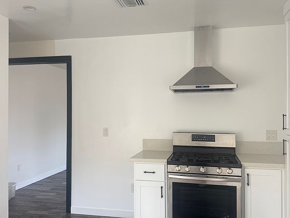 5th image of 323 E Olive Ave APT A