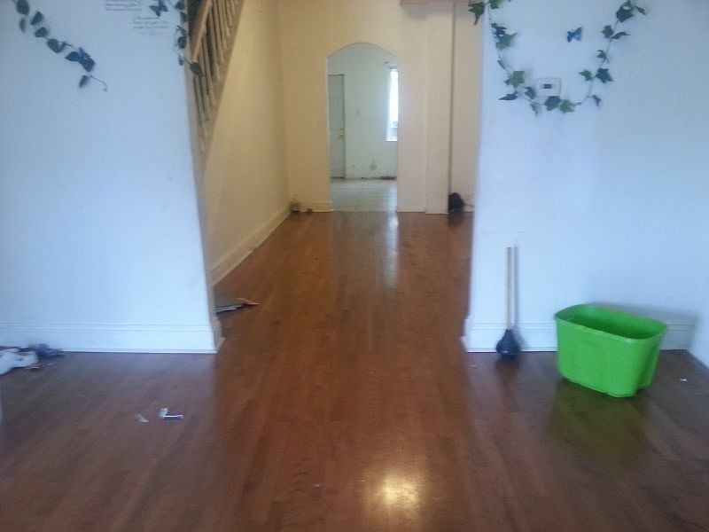 2nd image of 3027 Grayson St