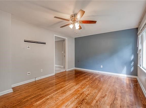 2nd image of 6532 Lowell Ave