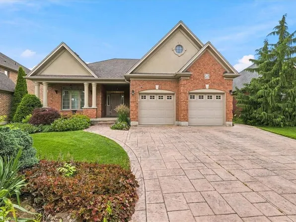 215 Terrace Wood Cres, Kitchener, ON N2P 2T3