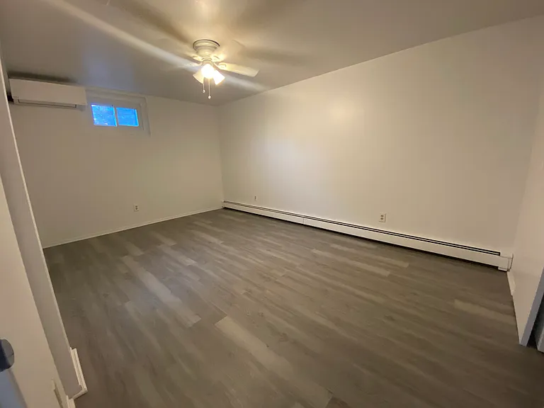 35 Oakwood Rd #35 — Photo 10