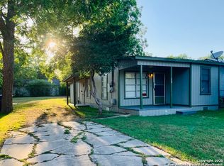 221 Vista Rd, San Antonio, TX 78210
